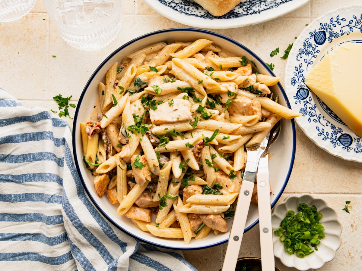 Minute Creamy Tuscan Chicken Pasta for Easy Weeknights